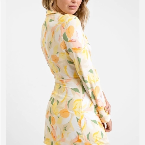 Rhythm. Ivy Long Sleeve Tie Front Crop Top - Picture 3 of 10